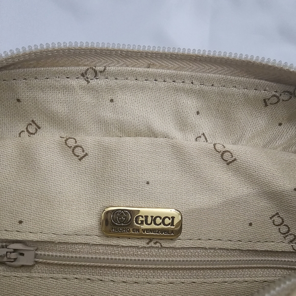 Vintage GG Crossbody Bag - Picture 6 of 9